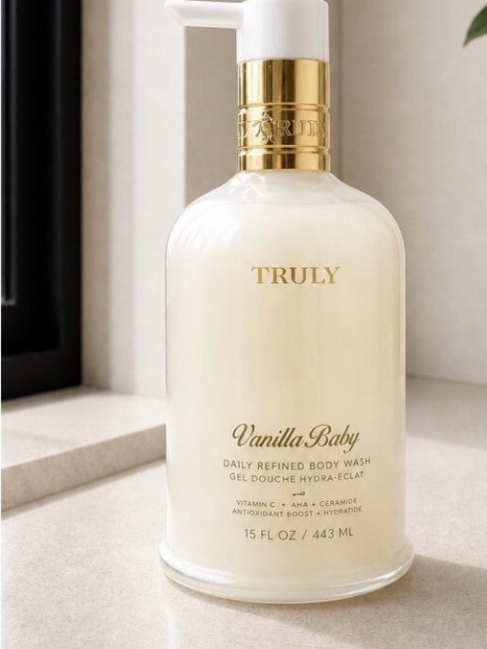 TRULY Vanilla Baby Body Wash – Cream & Gold Pump